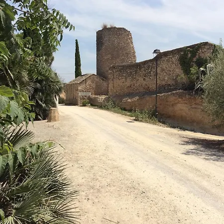 לינה וארוחת בוקר La Casa De Piedra Viladellops