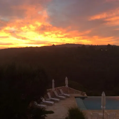La Casa De Piedra Bed & Breakfast Viladellops