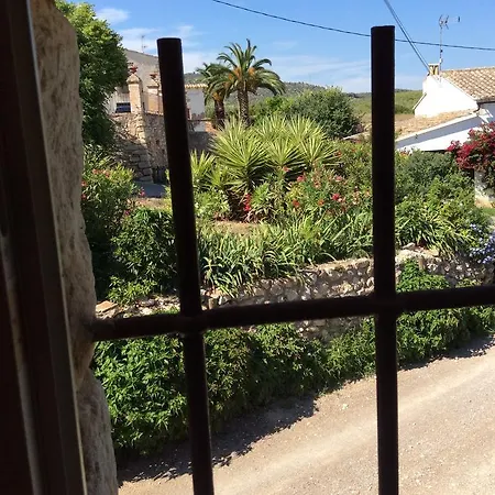 La Casa De Piedra לינה וארוחת בוקר