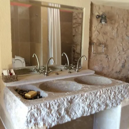 La Casa De Piedra Viladellops