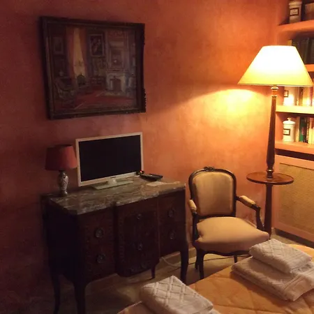 La Casa De Piedra לינה וארוחת בוקר 3*