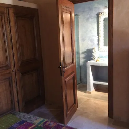 La Casa De Piedra فندق مبيت وإفطار Viladellops